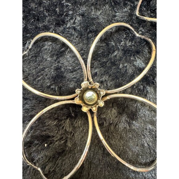 Vintage Mid Century Decorative Metal Flower  Candle Holders - Picture 3 of 9